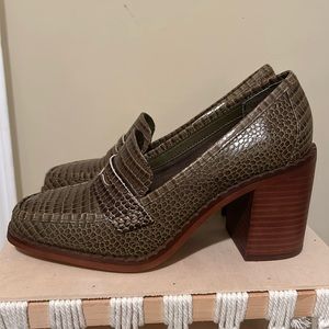 Vince Camuto Green Work Heels